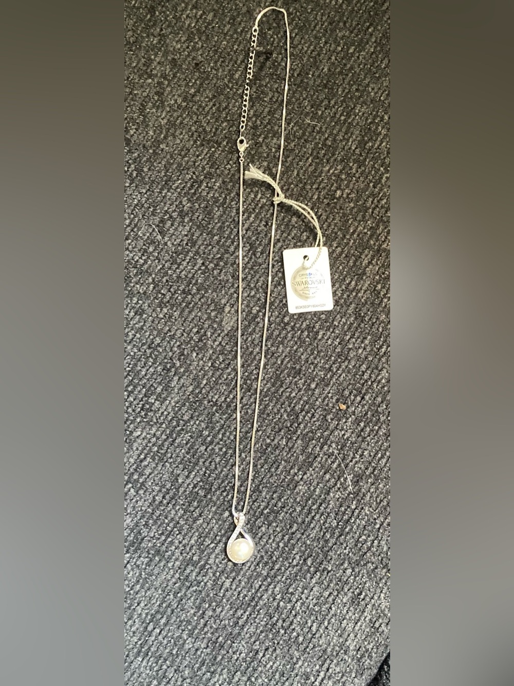 Swarovski Silver Pearl Teardrop Necklace NWT
